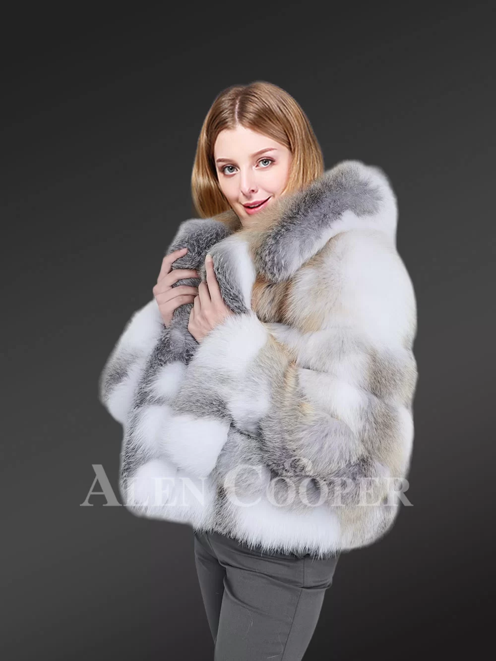 Short Fox Fur Coats for Women